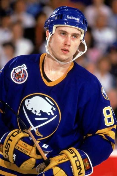 Former Canuck Alex Mogilny snubbed from Hockey Hall of Fame yet again -  CanucksArmy